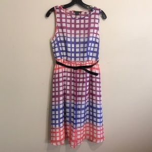 Women CONVINGTON”6”midi dress.Stylish/Cute/NWOT💕